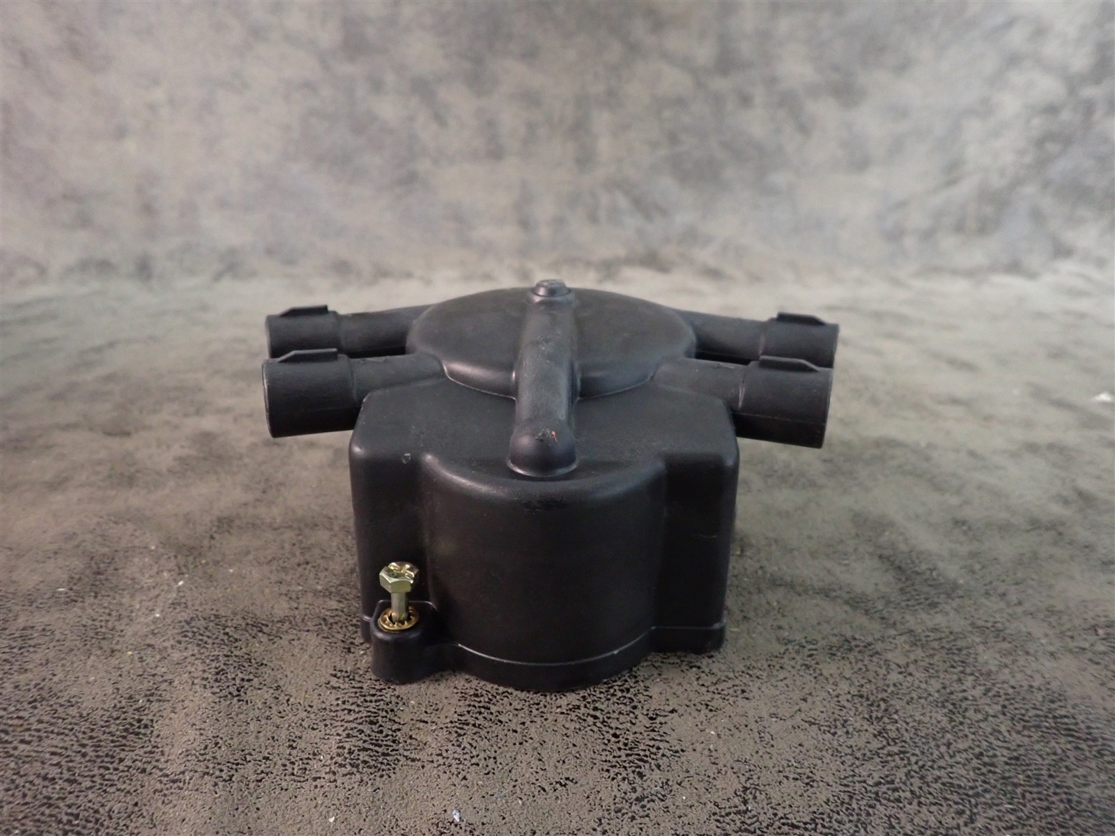 NEW WVE 5D1285 Distributor Cap (G209)