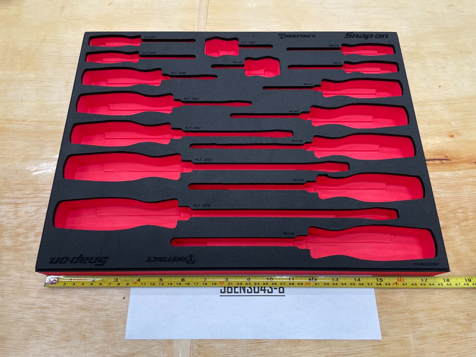 Snap-on Tools RED FOAM ORGANIZER for 16pc Soft Grip Screwdriver Set FMSGD01BR