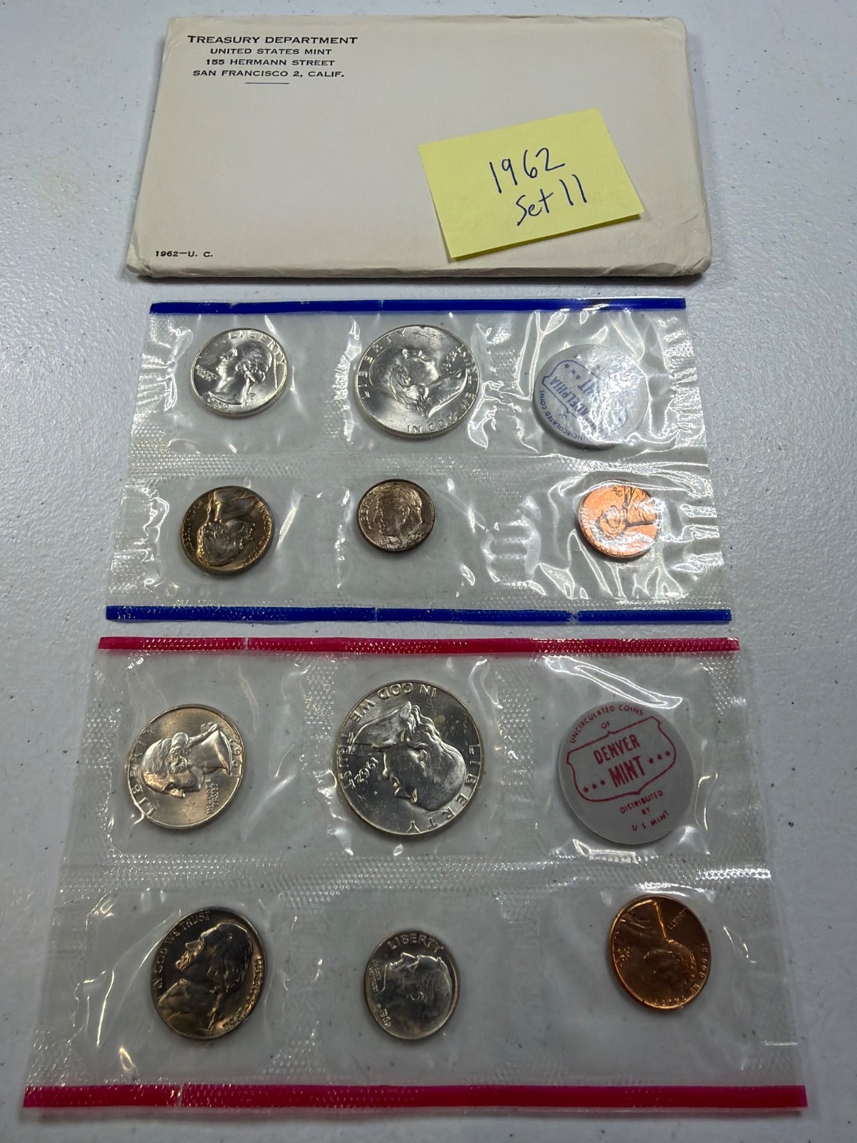 (1) 1962  US MINT SILVER P & D Set,  in all OGP,  w/ 90%  SILVER COINS,   SET 11