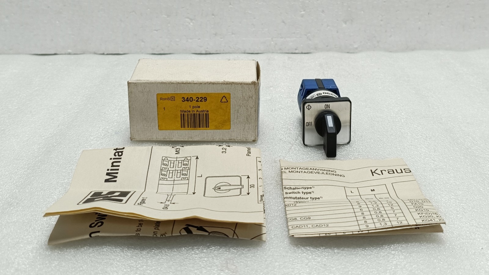 Kraus & Naimer CG4 A290 10A 1 Pole Rotary Cam Switch 2 Position On-Off 440V