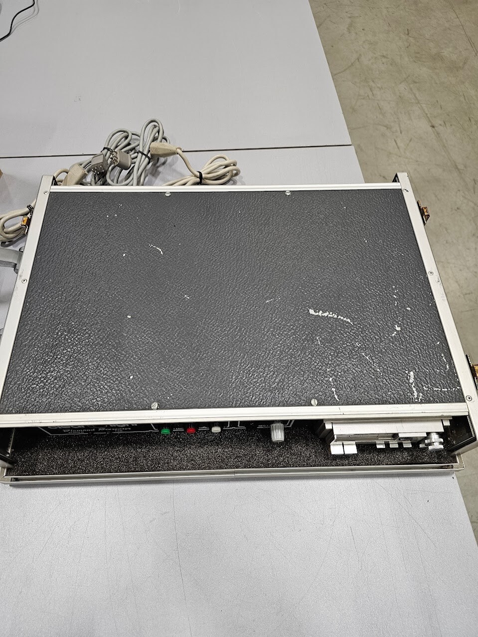 Clear Light Diamond Presenter - Working, Signs of Use