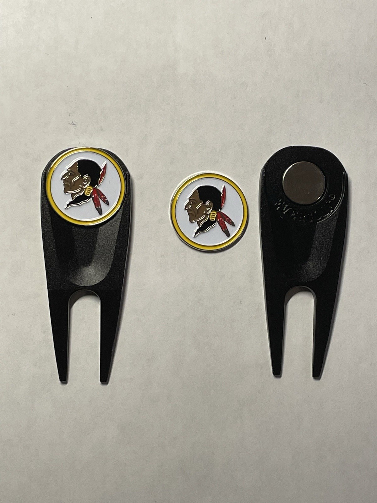 Seminole Golf Club 1" Coin Golf Marker & Ergonomic Pocket Golf Divot Tool