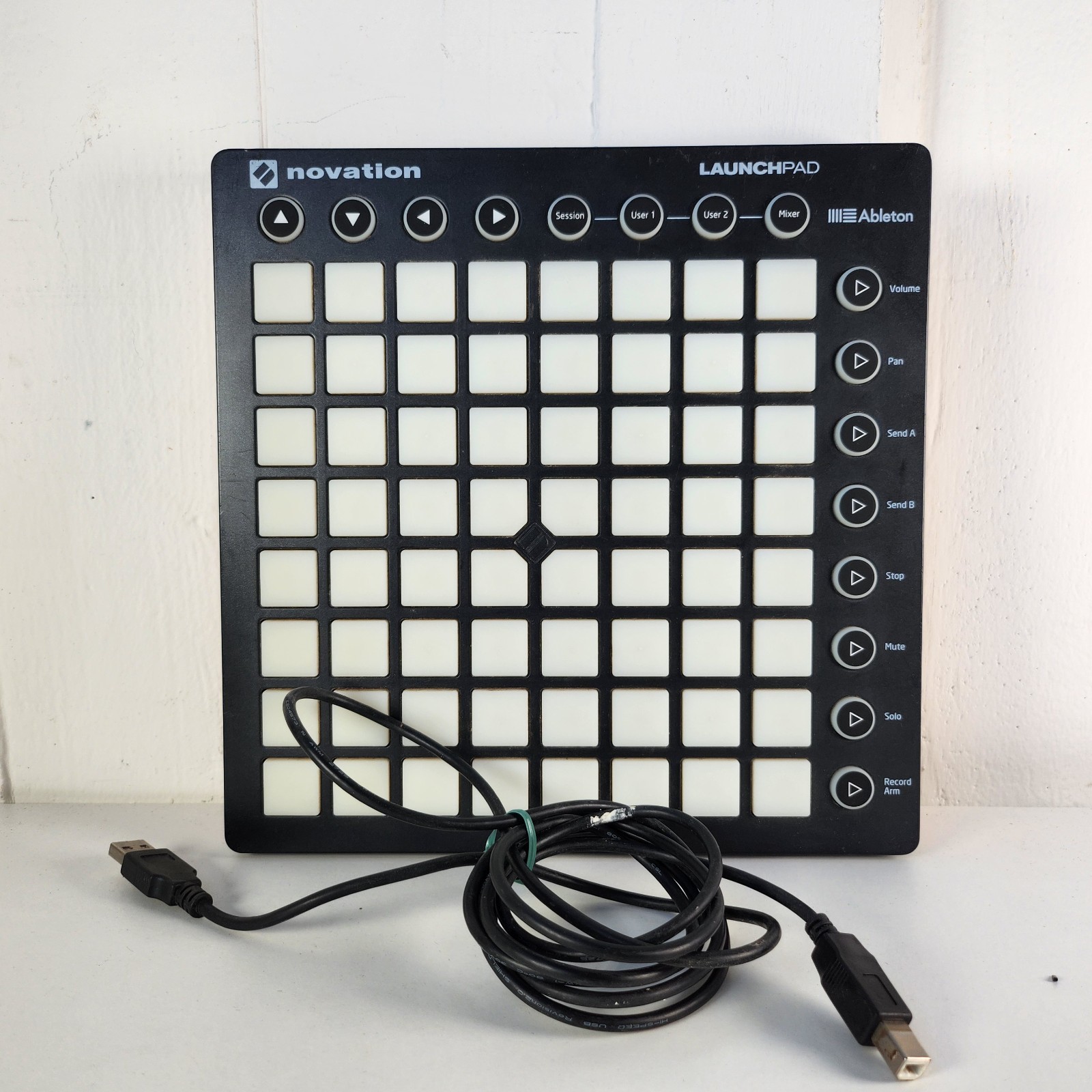 Novation Launchpad Music Production Grid MIDI Controller