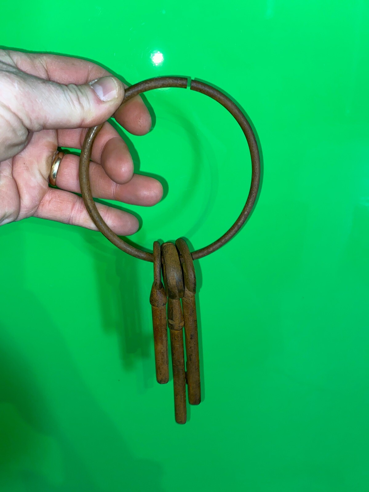 Victorian Master Door Cast Iron Skeleton Jailer Key Ring x3 Metal Keys 3/4+LBS