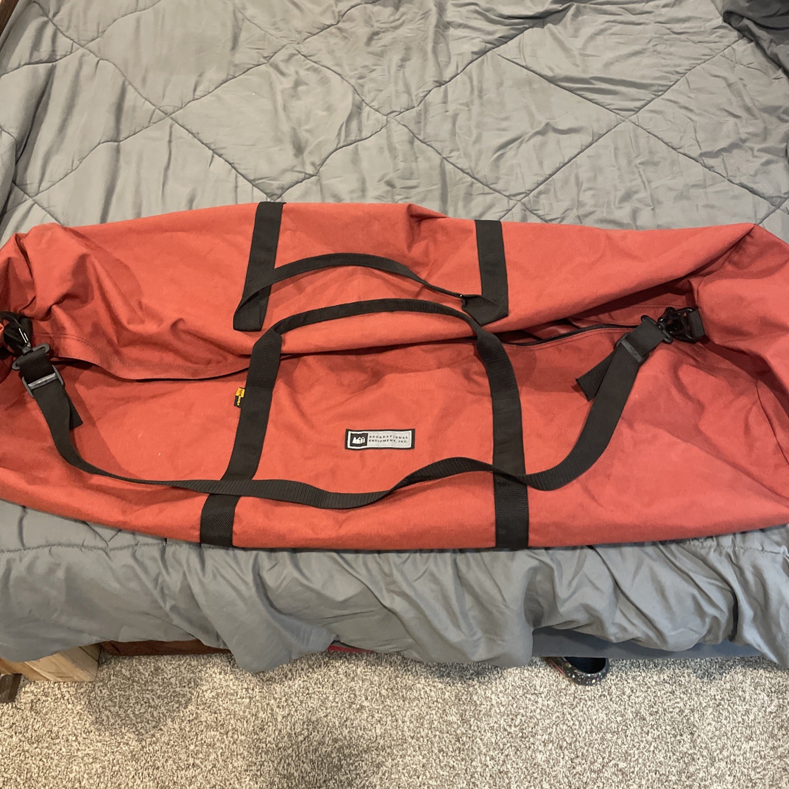 REI Recreational Equipment Inc Rust CorDura Canvas Sport Camping Outdoor 40” Bag