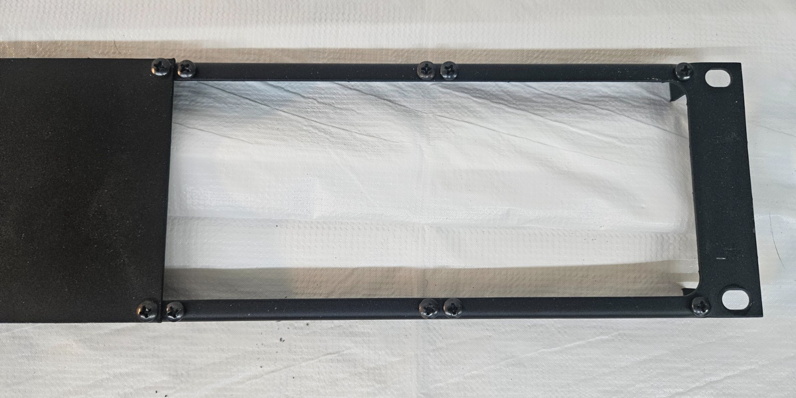 MIDDLE ATLANTIC 2U Rack Modular Connector Panel w Screws