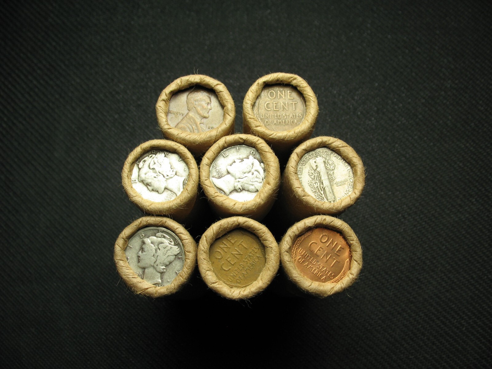OLD COPPER COINS! ONE ROLL LINCOLN WHEAT CENT PENNIES w/ONE 90% SILVER U.S. DIME