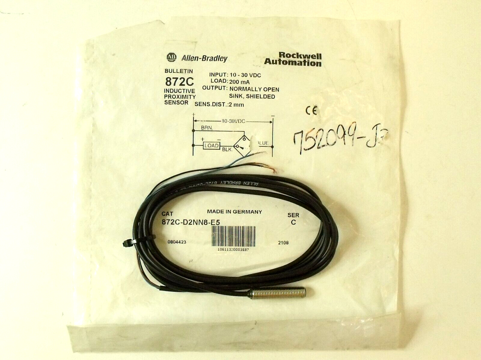 NIB Allen-Bradley 872C-D2NN8-E5 SER C Barrel Style Inductive Proximity Sensor