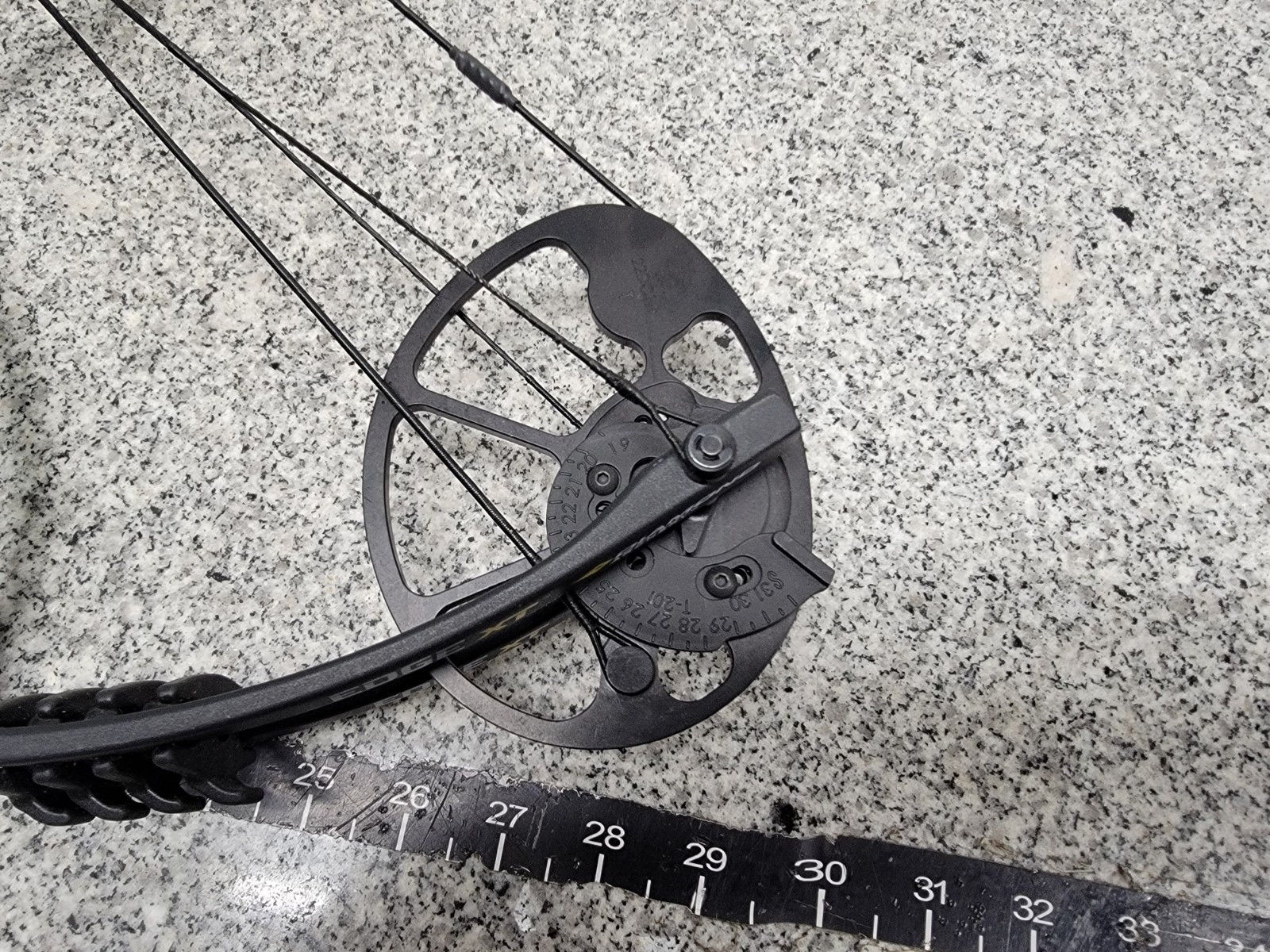 Diamond Archery Edge XT RH Compound Bow