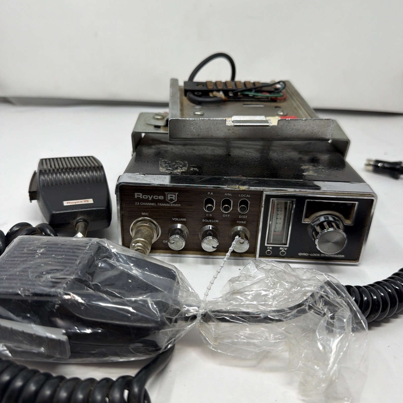 Vintage Royce Gyro Lock 23 Channel Transceiver CB Radio I-612  Not Tested