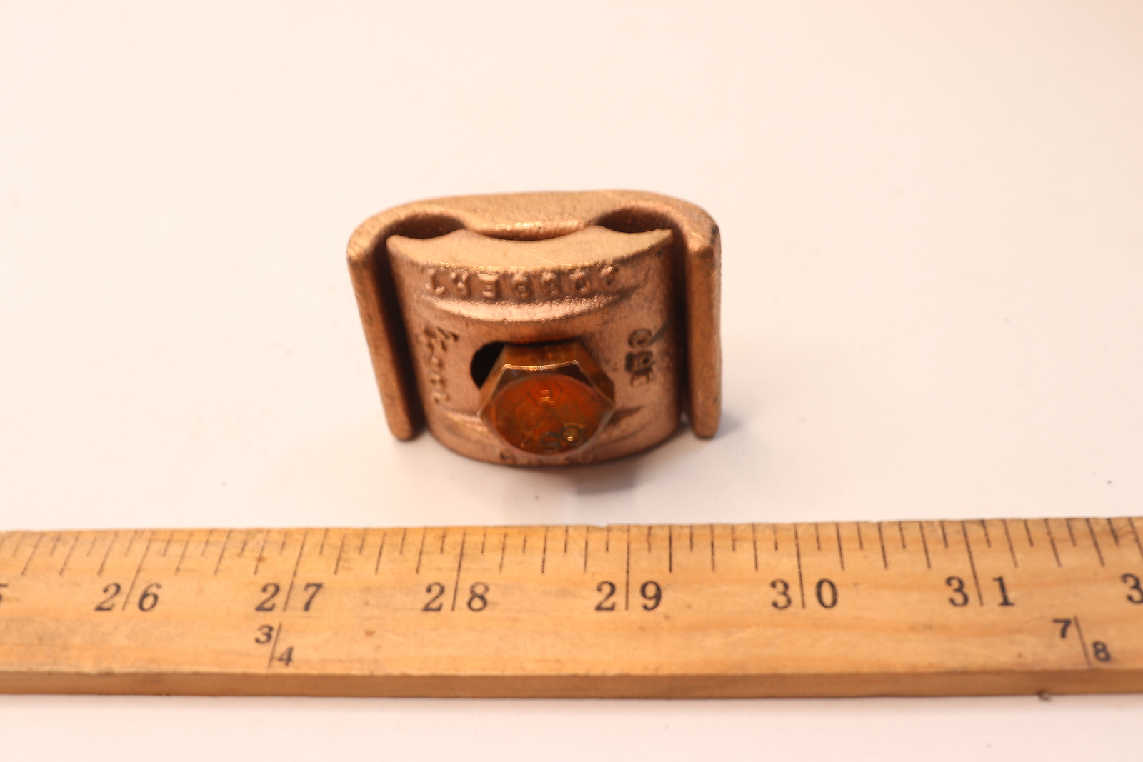 Dossert Cabletray Ground Clamp 2/0 Sol 1.7" W x 1.95" H GA26