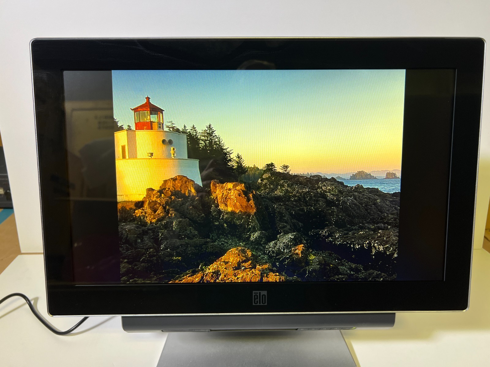 Elo 19" Touchscreen POS Terminal C-Series All-in-One Touchcomputer E797640