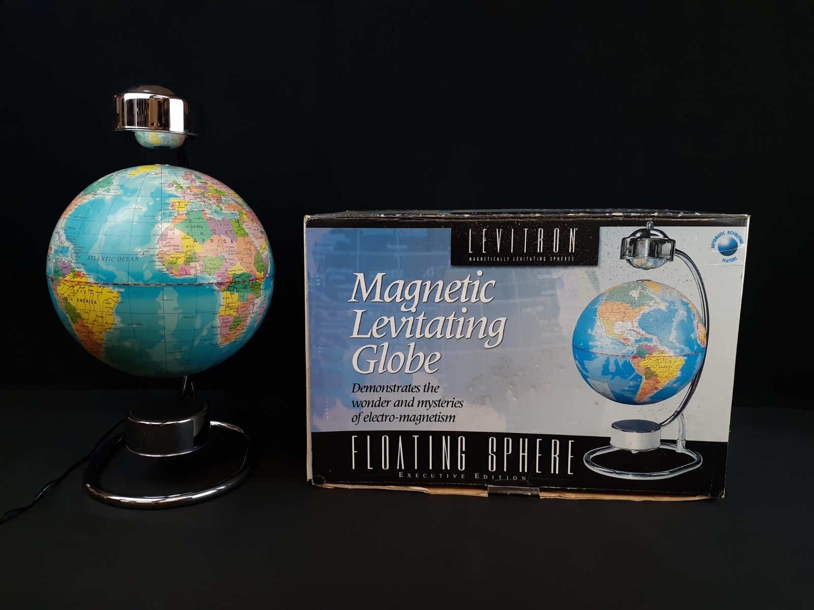 Vintage '90s Utopian Scholastic Levitron Magnetic Levitating Globe - Works