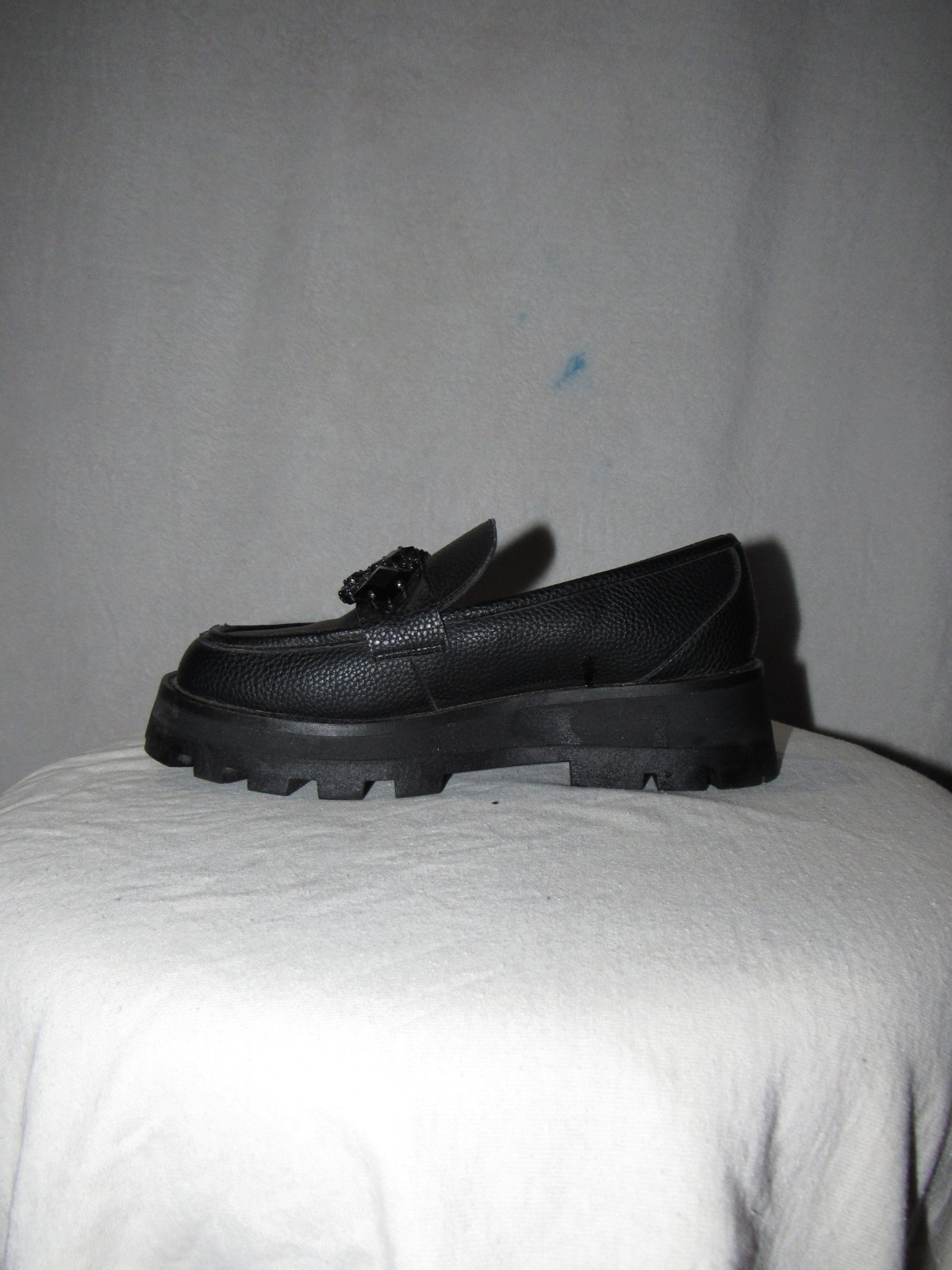 Elegant studed Loafers