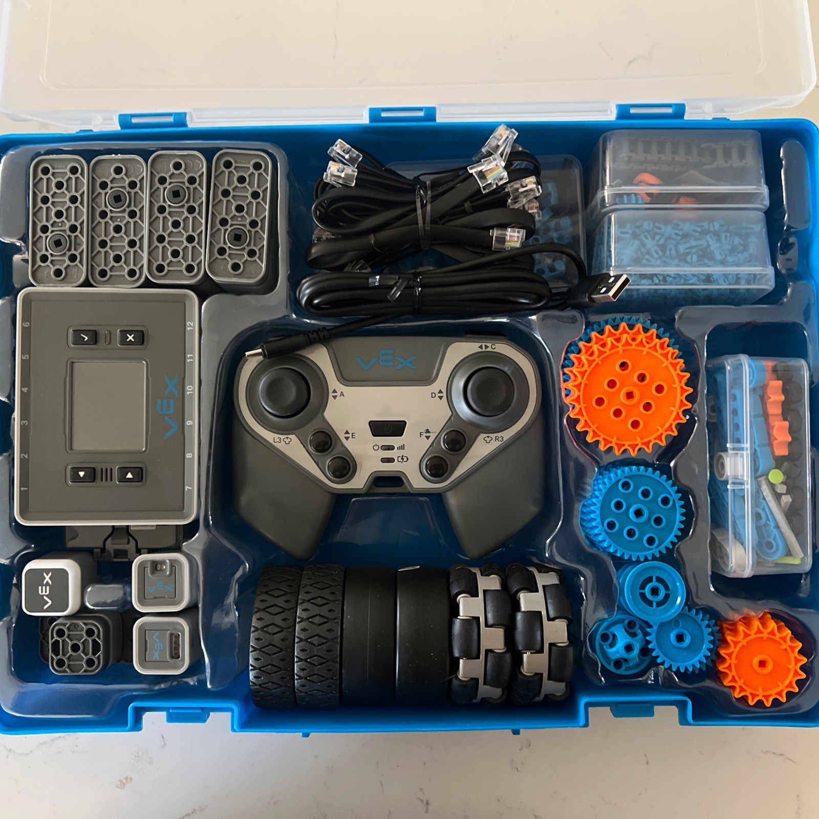 Vex IQ Education Kit - 2nd Generation New and Complete 228-8899
