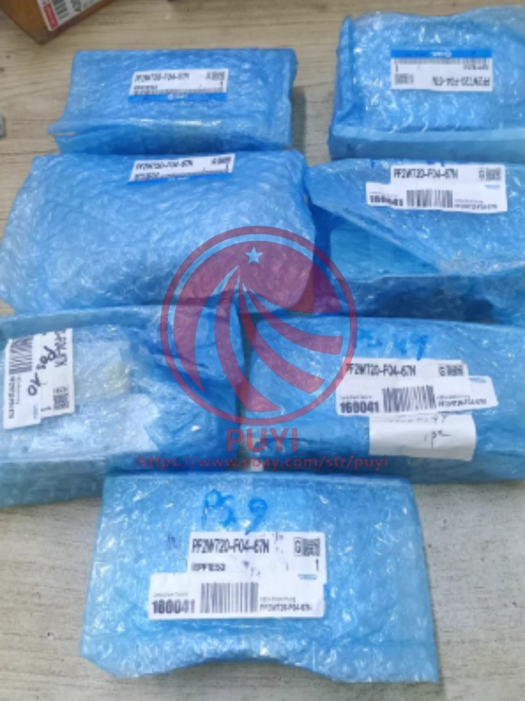 1 PC NEW Original PF2W720-F04-67N Flow Switch