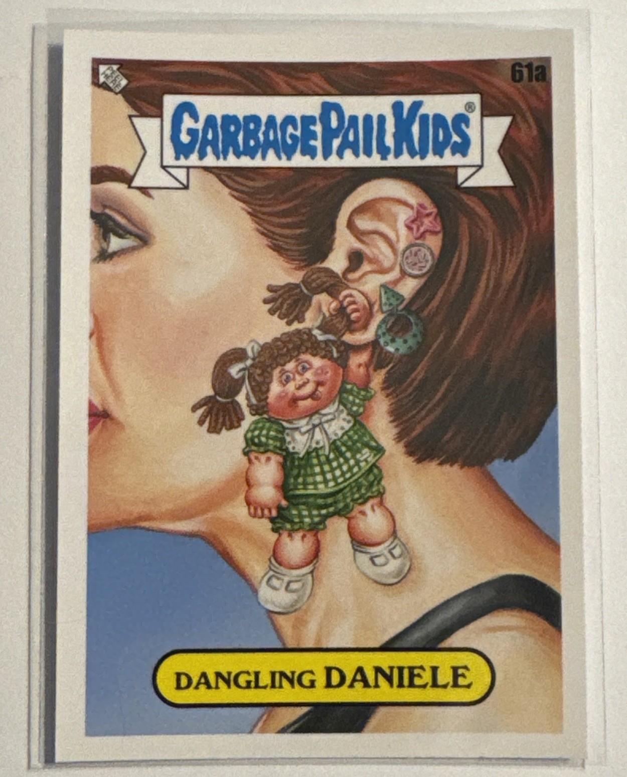 2020 Topps Garbage Pail Kids 35th Anniversary GPK Dangling Daniele 61a