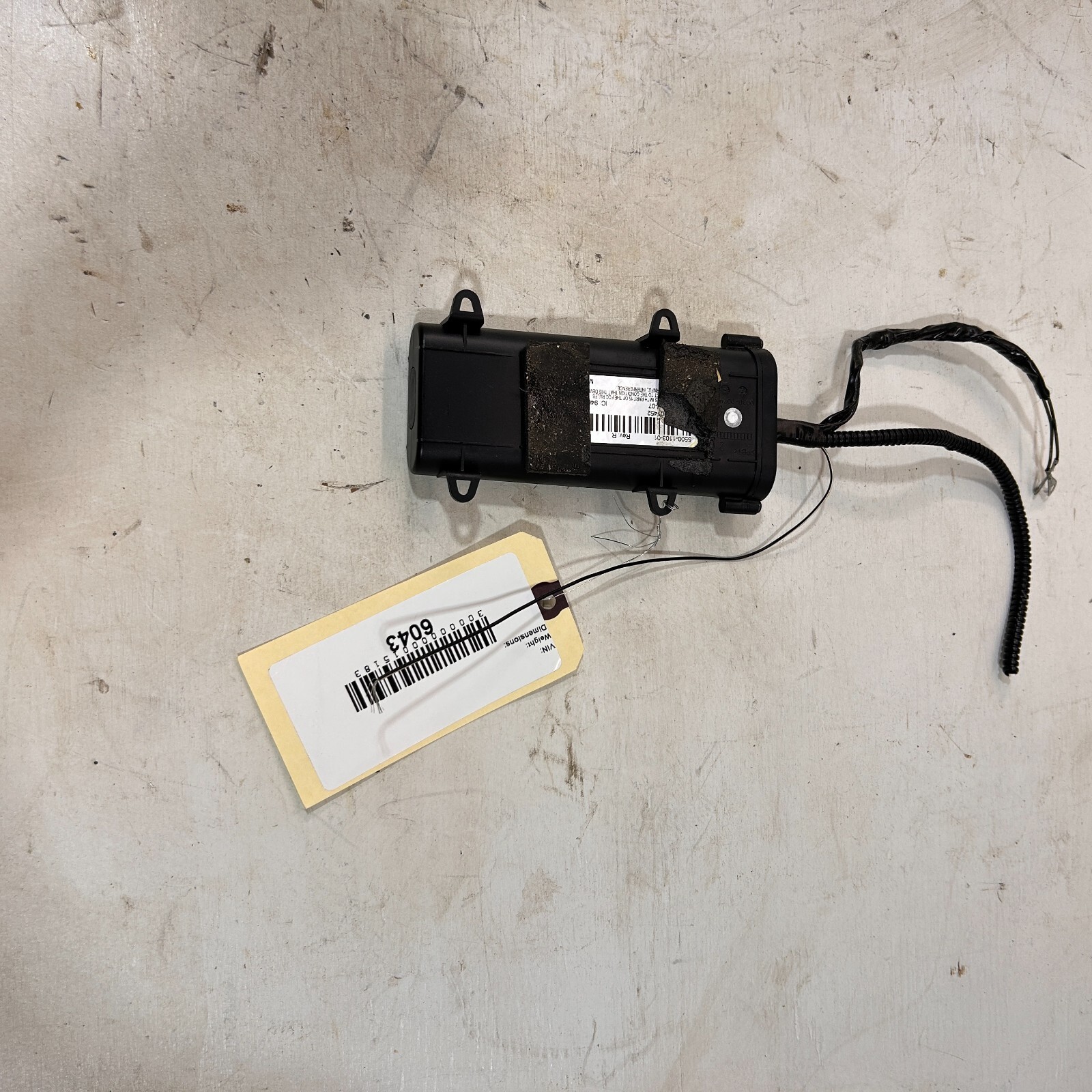 2013-2016 Buick Encore Vehicle Recovery Transmitter Control Module Unit OEM