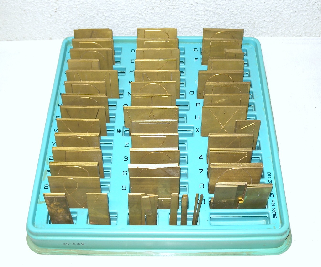 NEW HERMES ENGRAVOGRAPH 35-008 REGULAR BLOCK FONT SET, 2-1/2" FONT TYPE SIZE