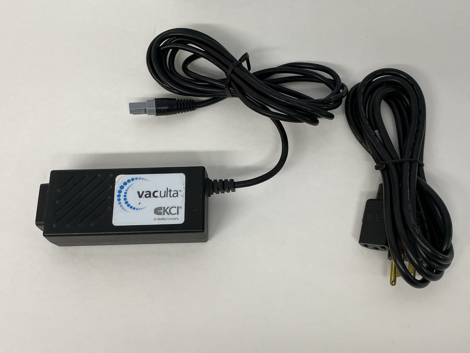 VAC ULTA POWER SUPPLY ICCN EXERGY MWA065015A 15V 4.8A