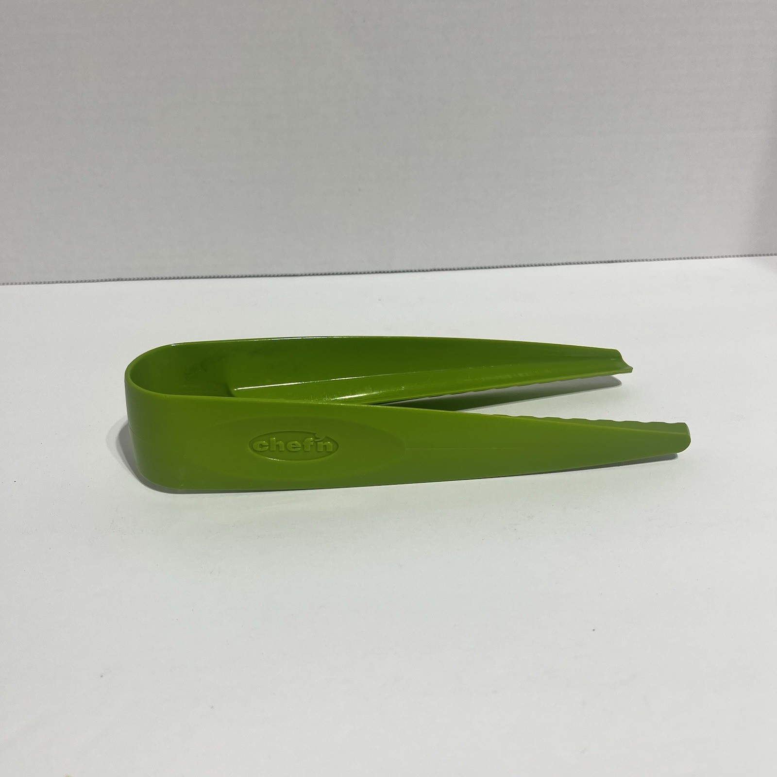 Chef'n Salad Series - Green Plastic Leaf Shears - Used