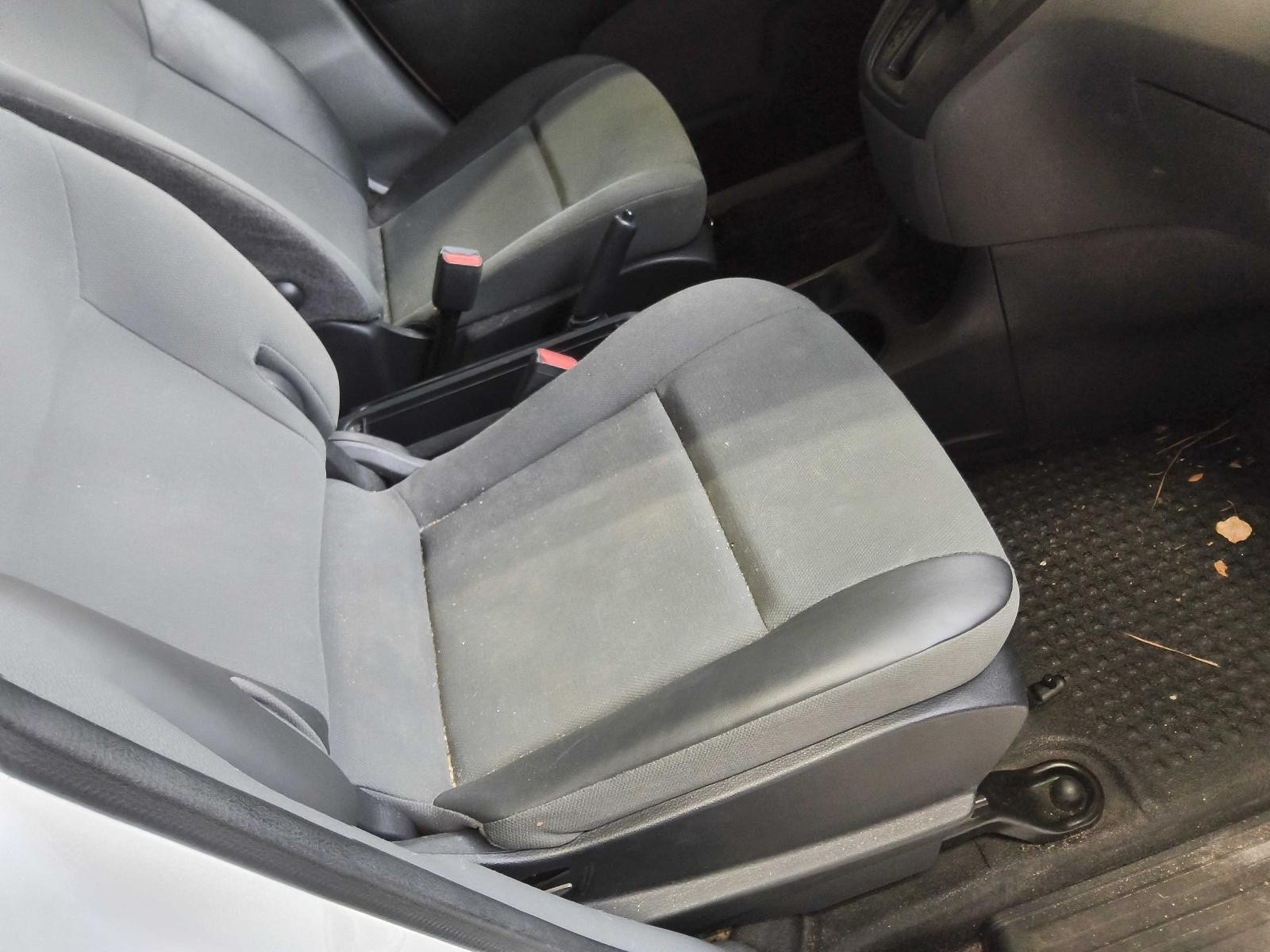 Used Battery Tray fits: 2016 Nissan Nv200 Grade A