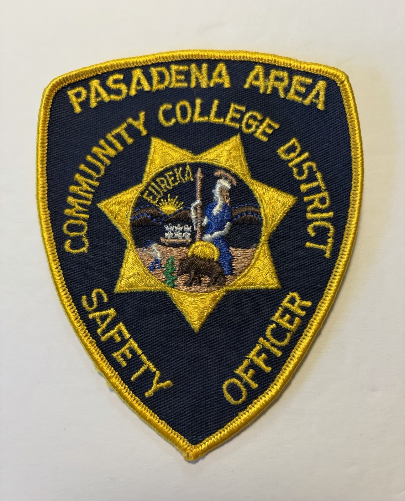 CALIFORNIA PASADENA AREA COMMUNITY COLLEGE DISTRICT SAFETY OFFICER PATCH #PDD53