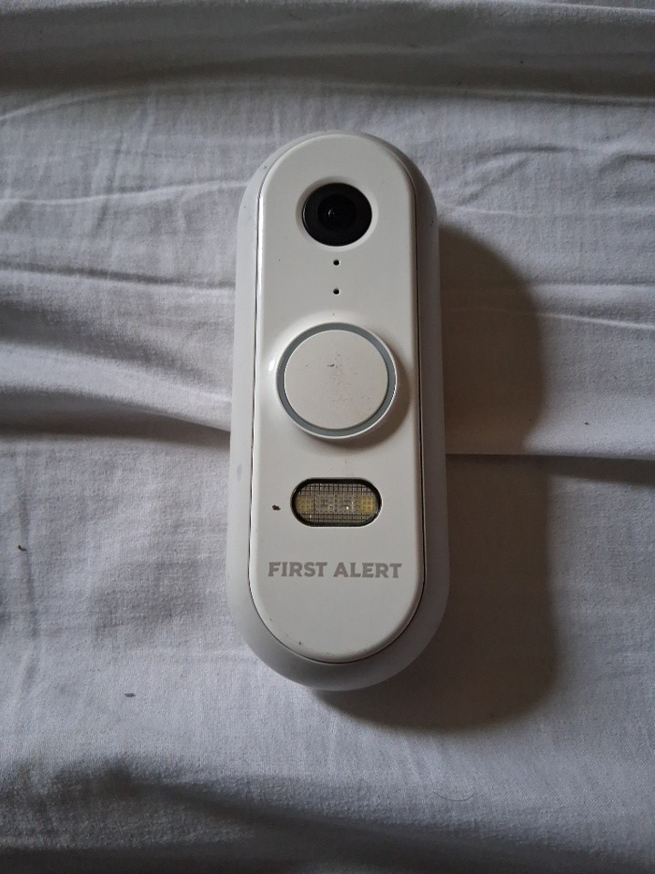 Resideo CAMW-WDB First Alert Pro VX1 HD Video Doorbell 5MP Camera White