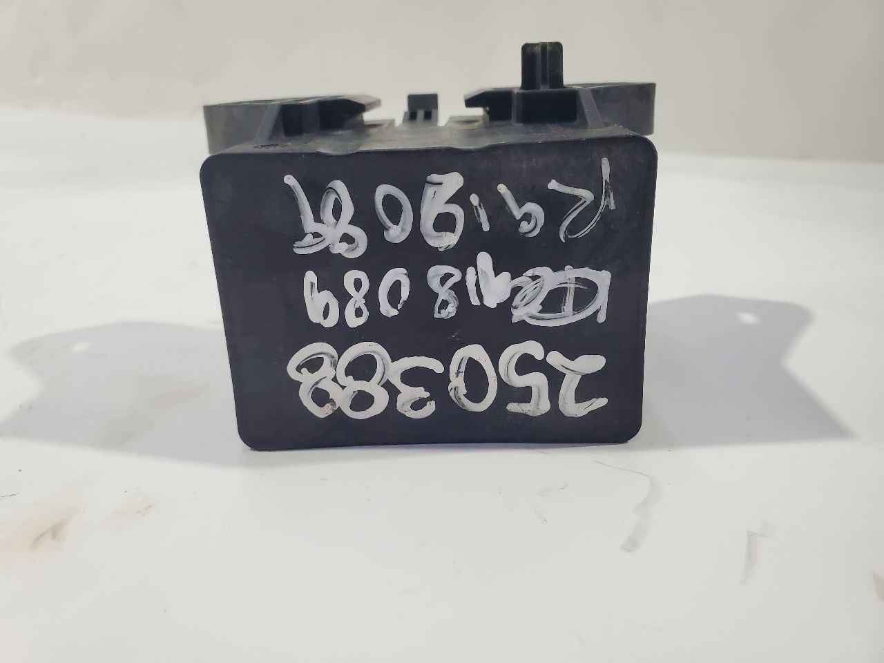 2015 16 17 18 19 2020 Ford F150 OEM Fuel Pump Control Module fu5a9d370ja