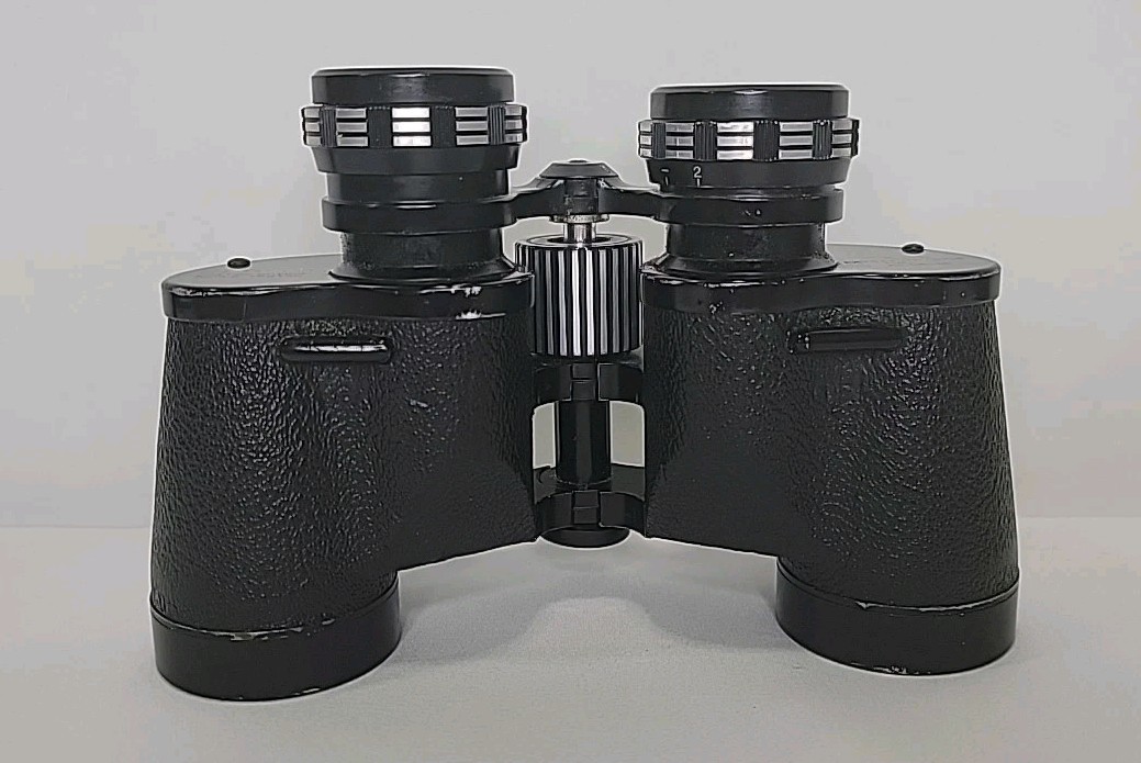 Zenith Binoculars (Scratches), 7 X 35 Extra Wide Angle With Case (Damaged)