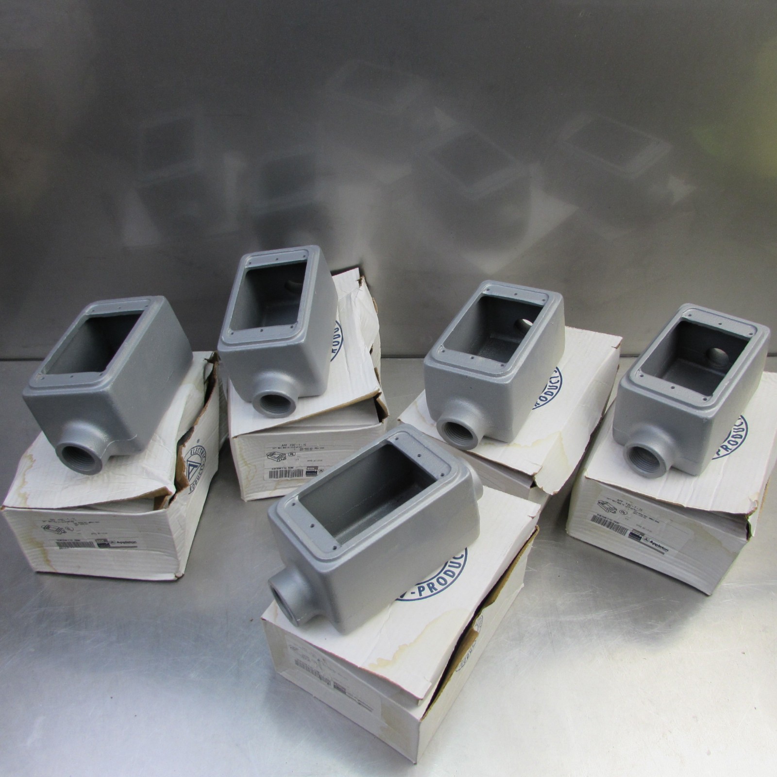 Lot of 5 - Appleton FDC-1-75  3/4" Malleable Iron Single Gang Outlet Device Box