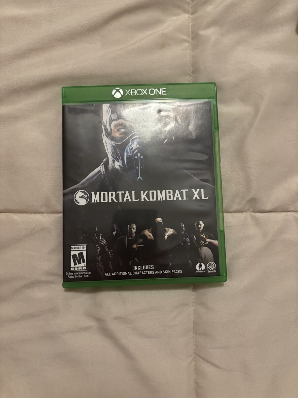 XBOX ONE (comes with games)