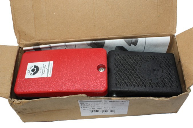 BERNSTEIN F1-U2Z FOOTSWITCH WITH SINGLE PEDAL 606.1200.003