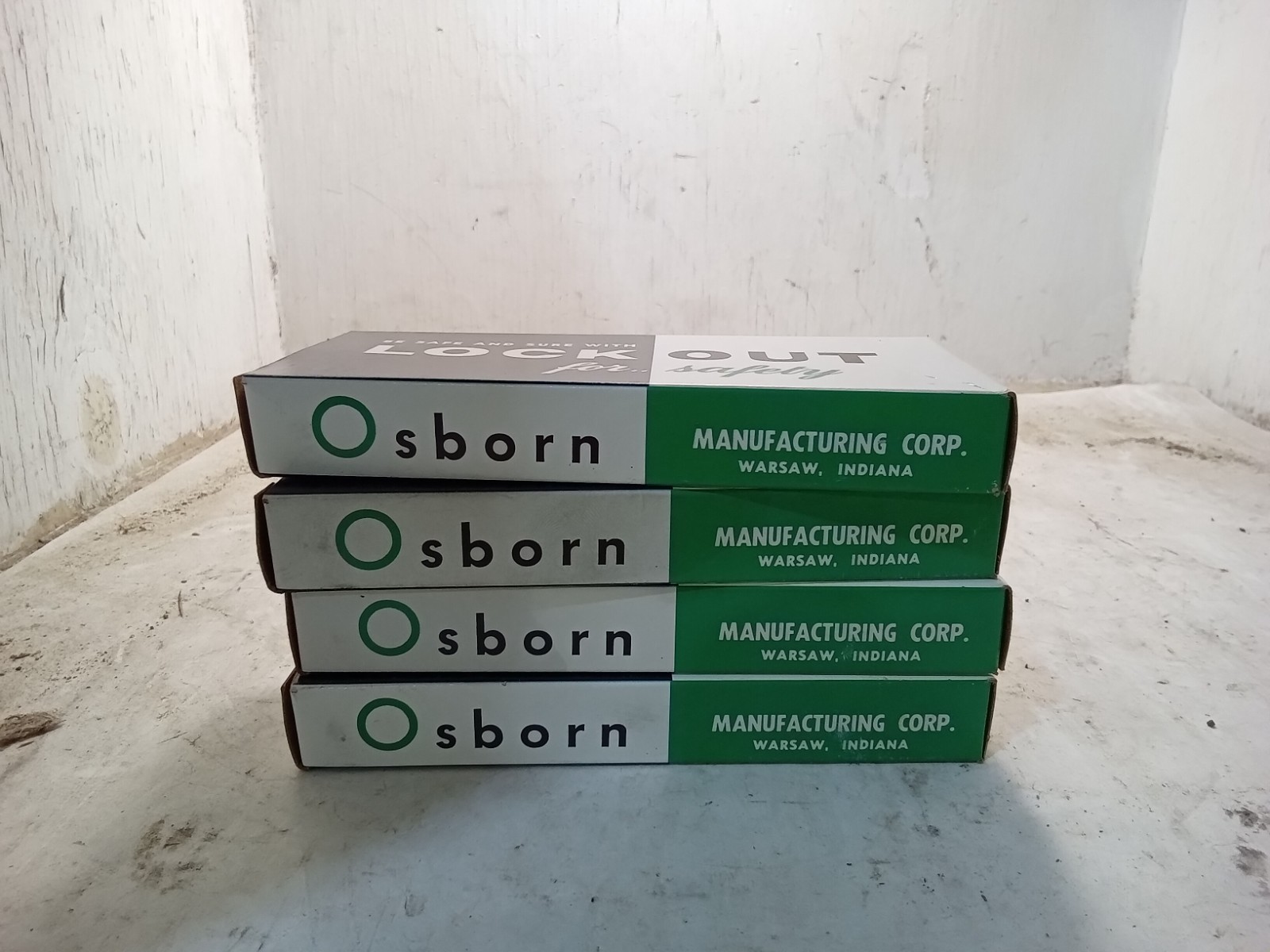 LOT OF 4 Osborn LOCK OUT OG-80-2 (M8D)