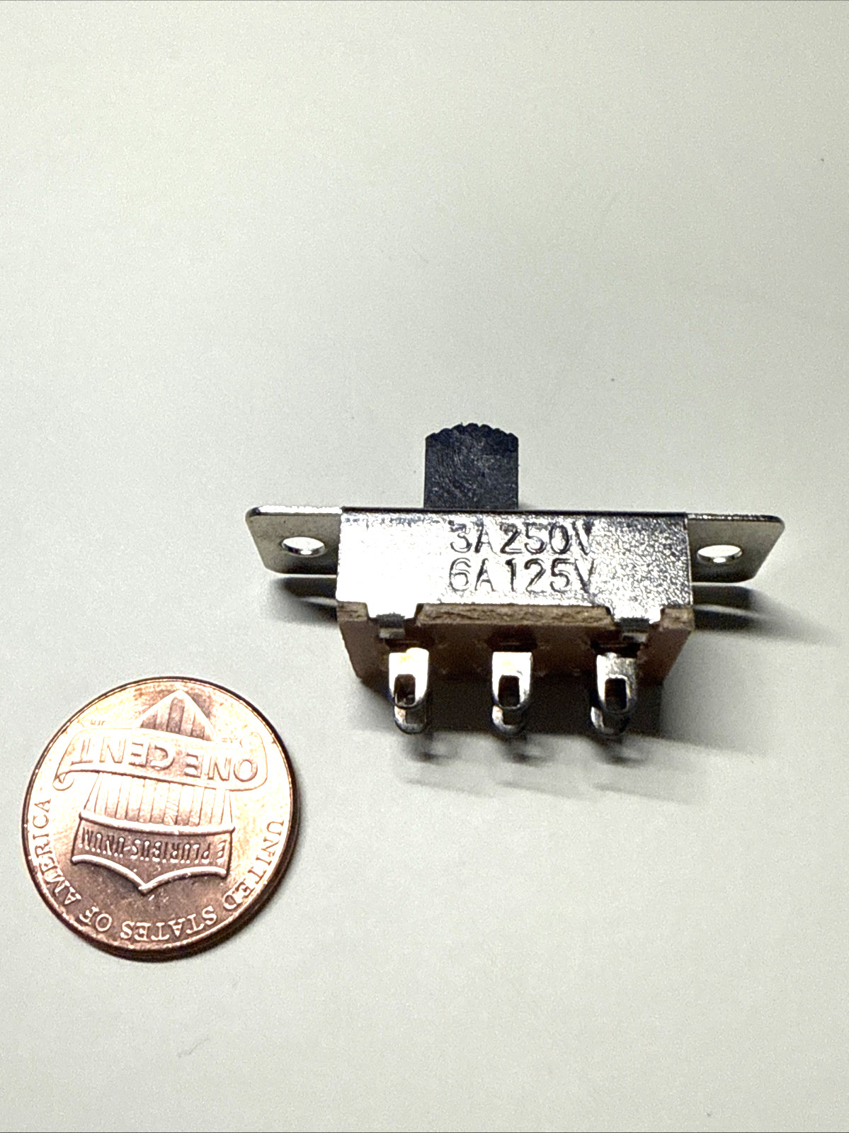 Slide Switch 125VAC 6 Amp ~~250VAC  3A  center off /on DPDT- 6 pins     bar 8mm