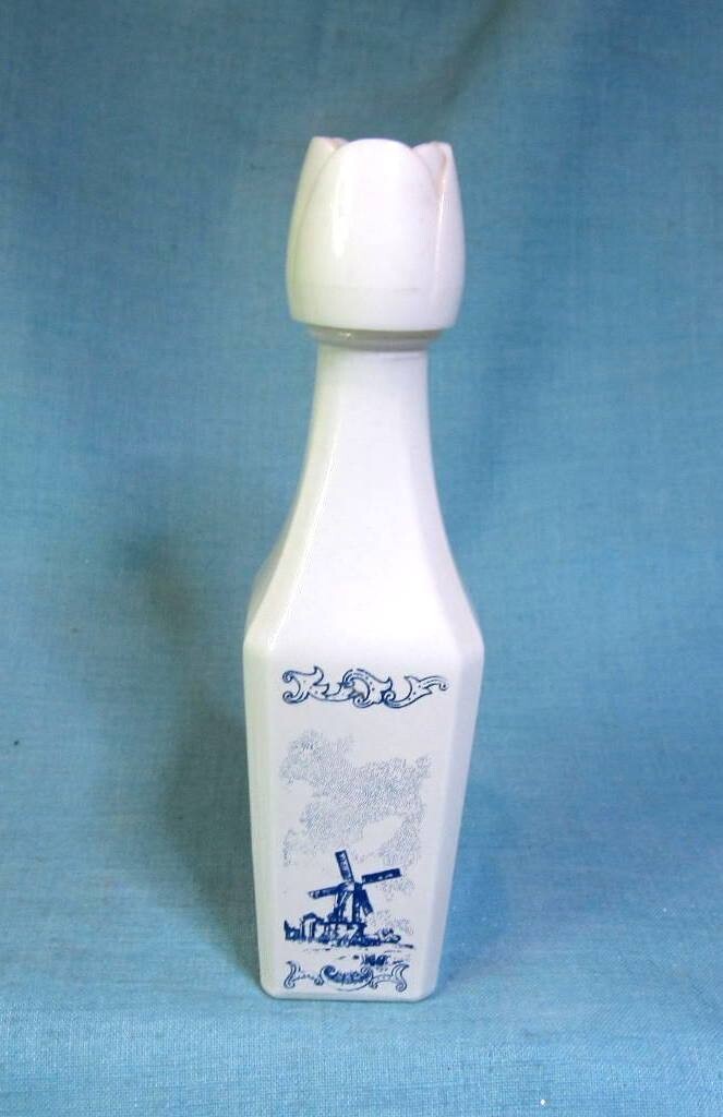 Vintage Mini Vandermint Dutch Windmill Blue/White Empty Liquor Bottle Tulip Top
