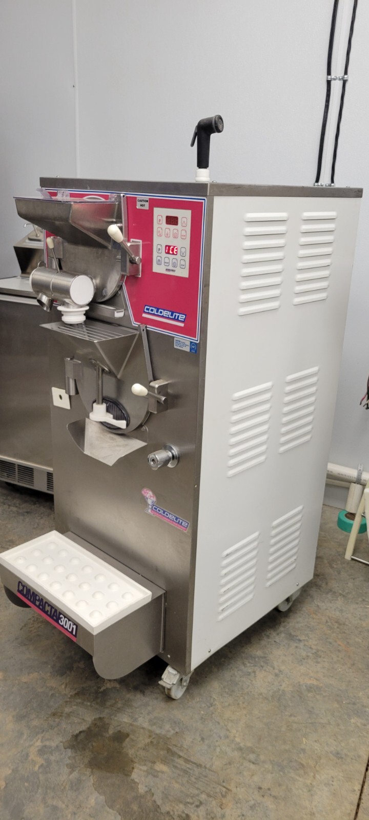 ColdElite Compacta 3001 Combo Gelato & Ice Cream Machine Batch Freezer Dec-2014