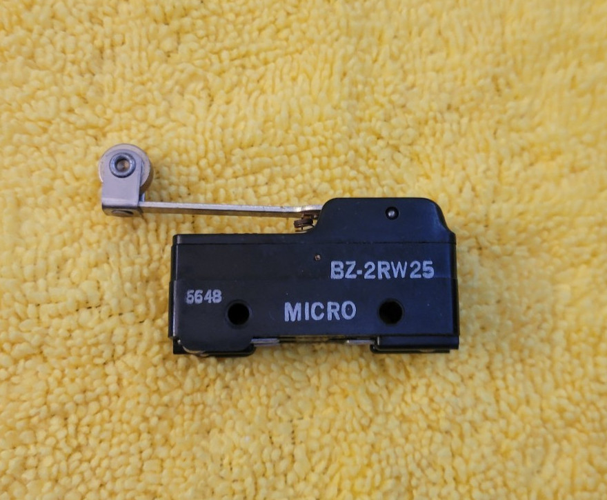 Vintage Micro Switch BZ-2RW25 New Old Stock