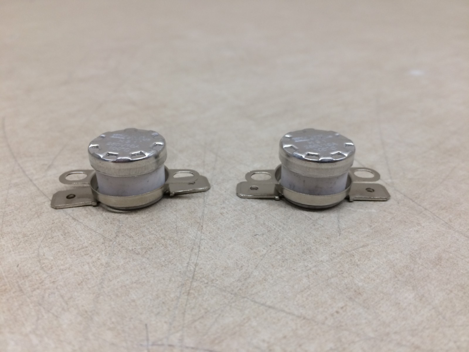 Lot of 2 Smoke Chief TUV H31 Thermostat 250V 10A 100C Part Smokehouse Products