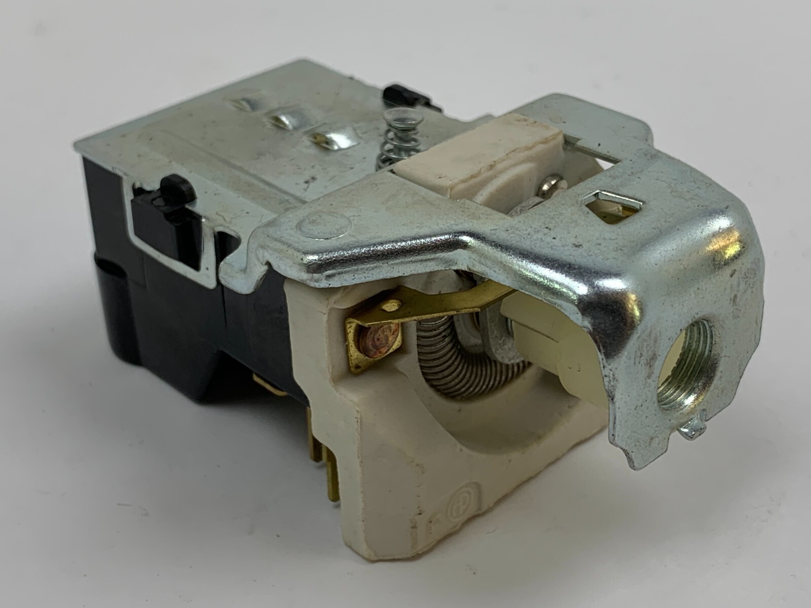 Open Box Genuine International 393442C1 Headlight Switch
