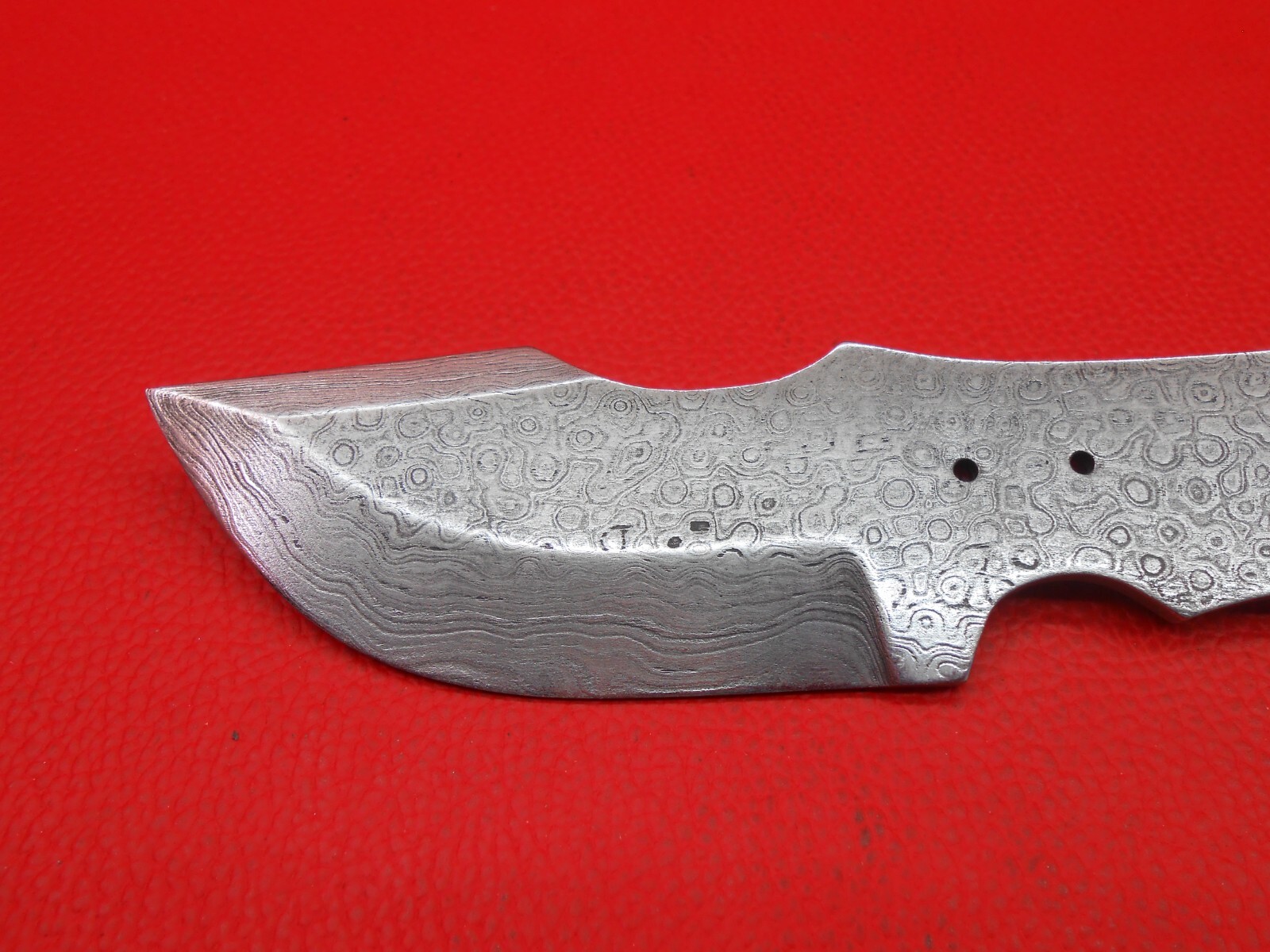 Custom Handmade Pattern Damascus Steel Tracker knife blade blank For Supply S119