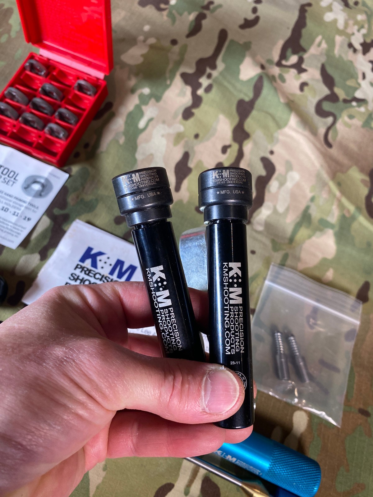 NEW Two K&M Primer Seaters with many accessories