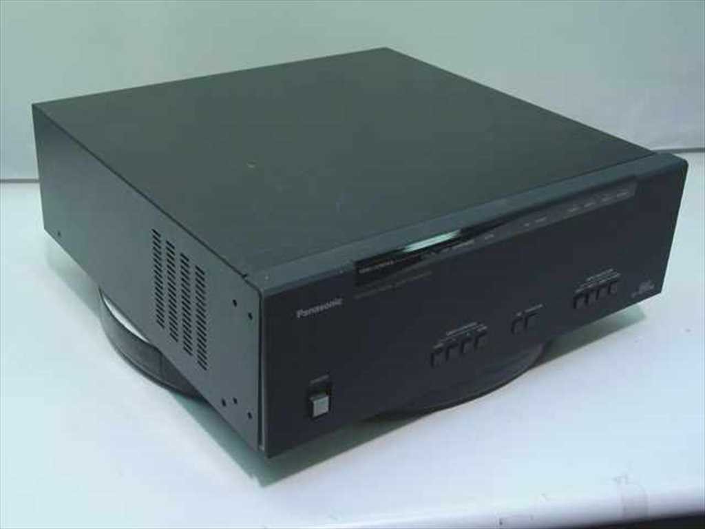 Panasonic ET-100DS Advanced Digital Scan Converter RGB BNC S-Video 120V