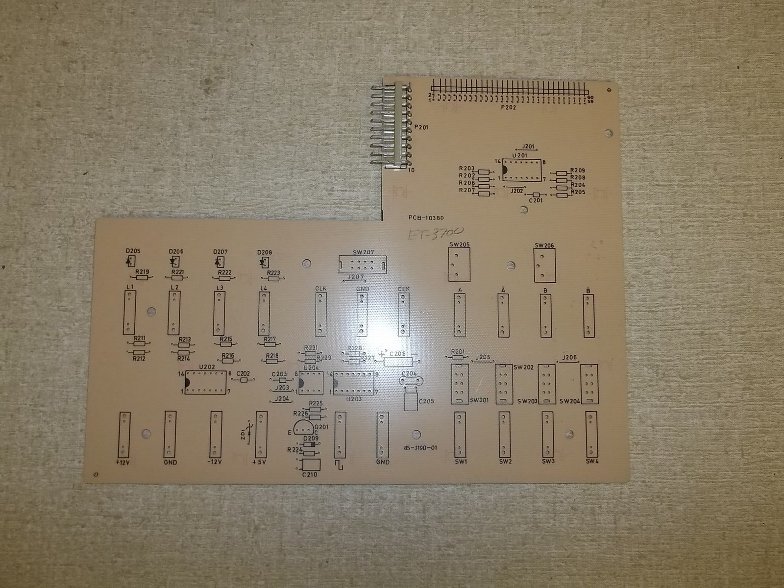 Blank Board, Gigatek PCB-1038D 85-3190-01 *FREE SHIPPING*
