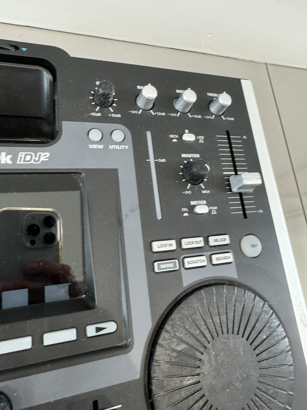 Numark iDJ2 DJ Station Mixer Controller iPod Dock Mixing Station Pro Audio *READ