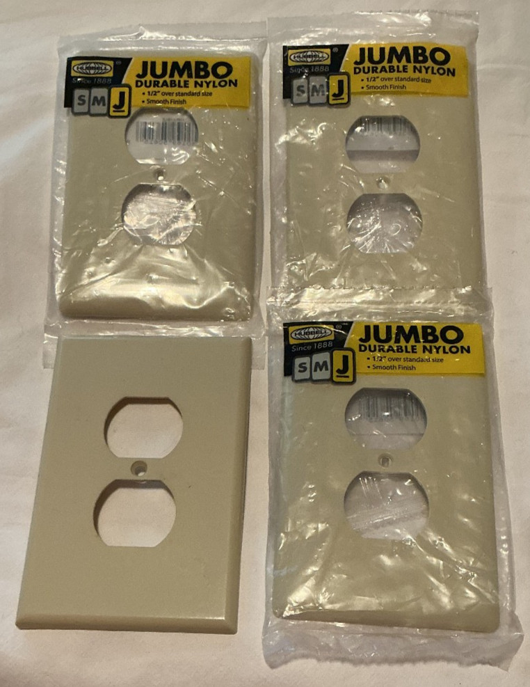 Hubbell NPJJ8IZ Durable Nylon Jumbo White Outlet Covers - 4 Plates