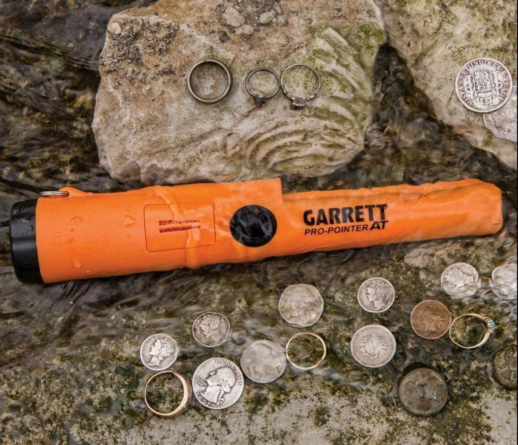 Garrett Pro Pointer AT Pinpointer Metal Detector + Camo Pouch + Edge Digger