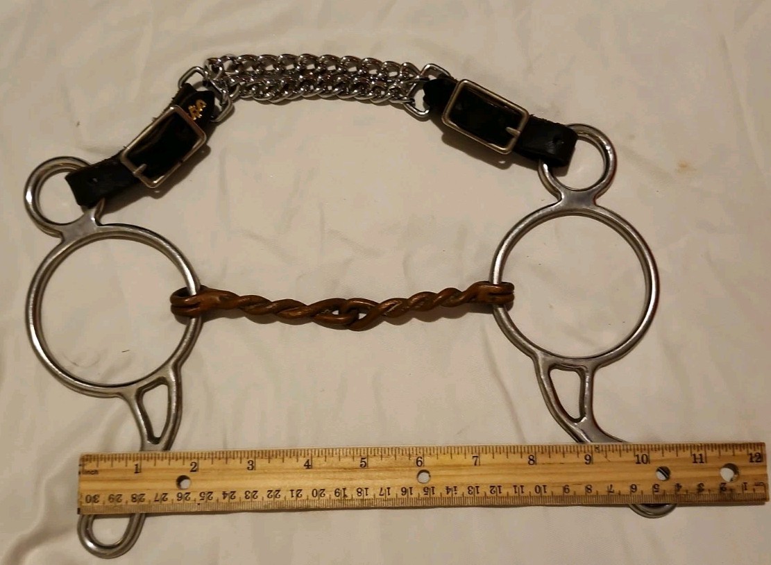 Approximate 5"  TWIST DOGBONE SWEET BIT W/ CHIN CHAIN