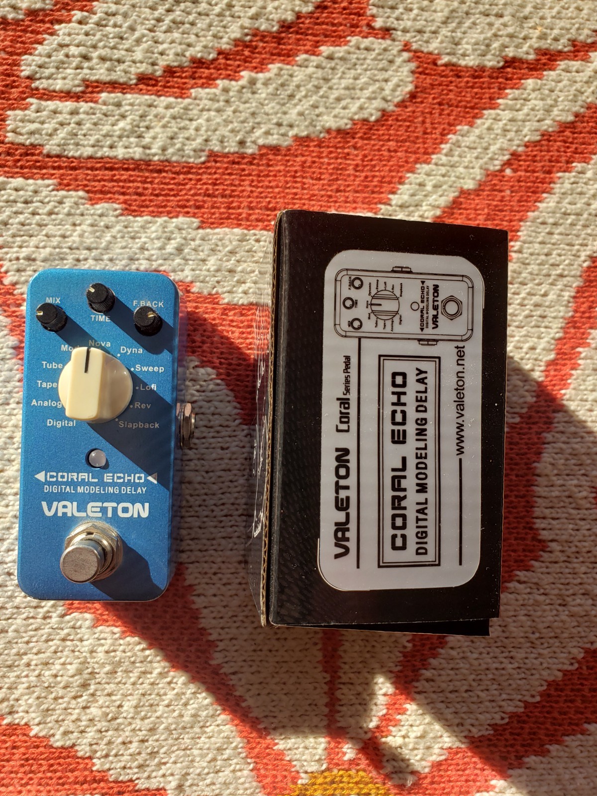 Valeton - Coral Echo Digital Modeling Delay | Guitar Delay Pedal - Brand New