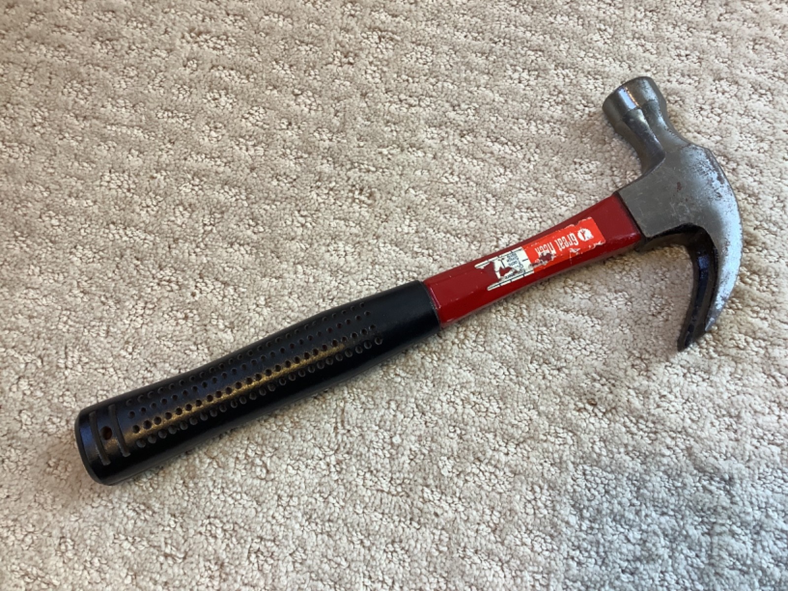 Great Neck HG16C 16oz smooth face claw hammer, padded red handle, Drop Forged